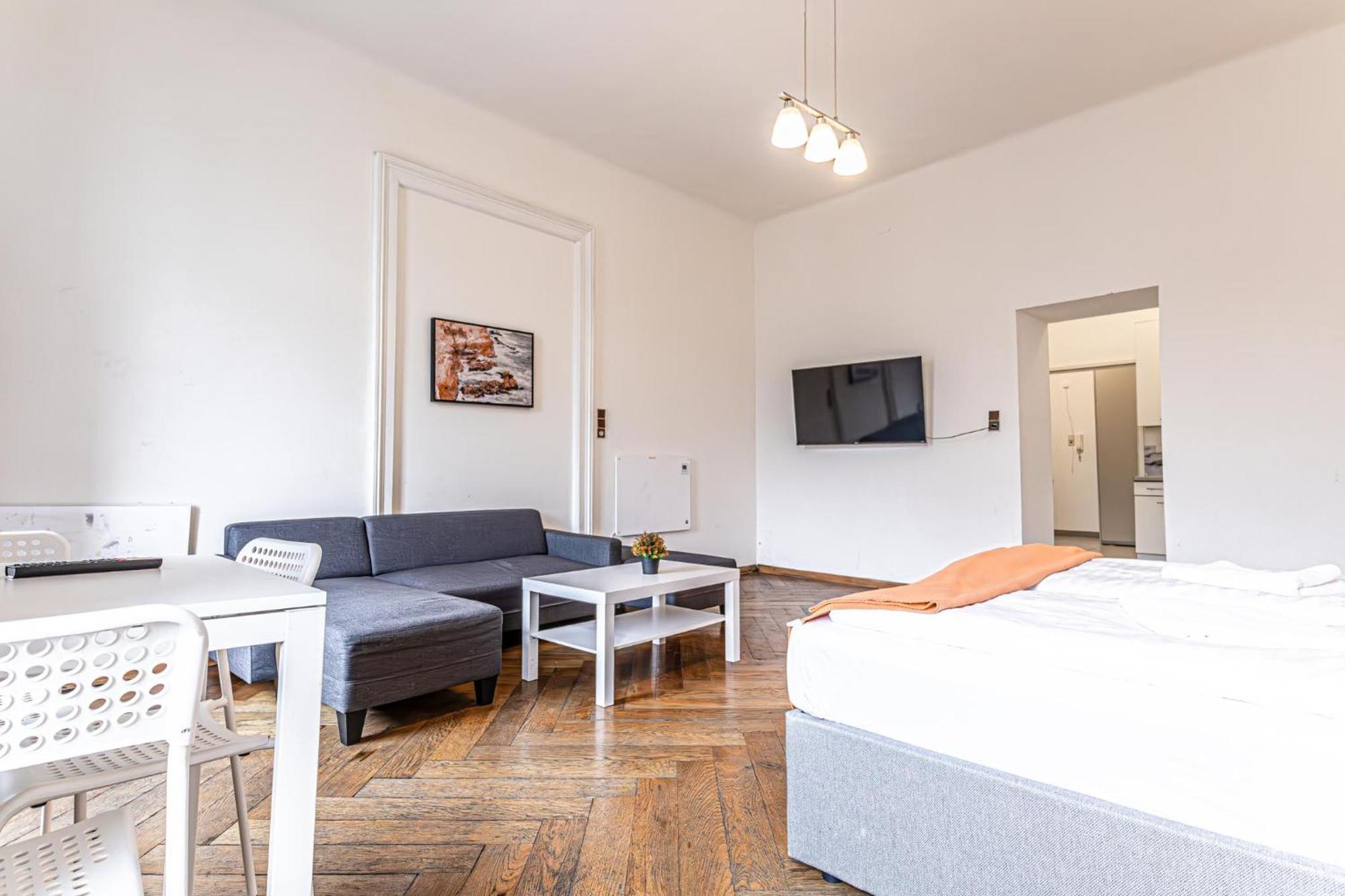 Gorgeous 1Br Apt Near Akh Hospital Viena Exterior foto